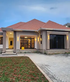 4bdrm Bungalow in Akright Bwebajja, Central Division for rent