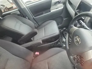 Toyota Noah 2011 White