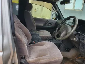 Mitsubishi Pajero 2005 Silver
