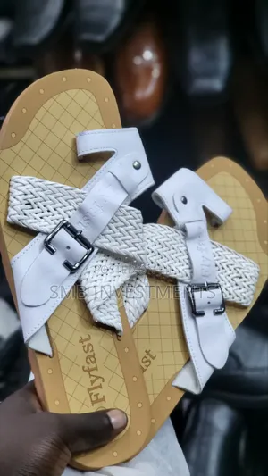 Cross Strap Sandles by Flyfast