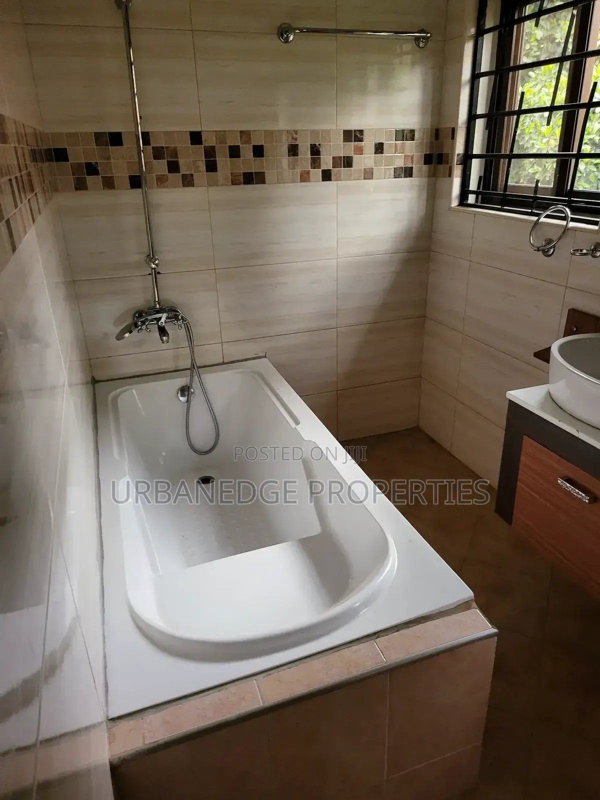 4bdrm House in Bugolobi, Central Division for rent