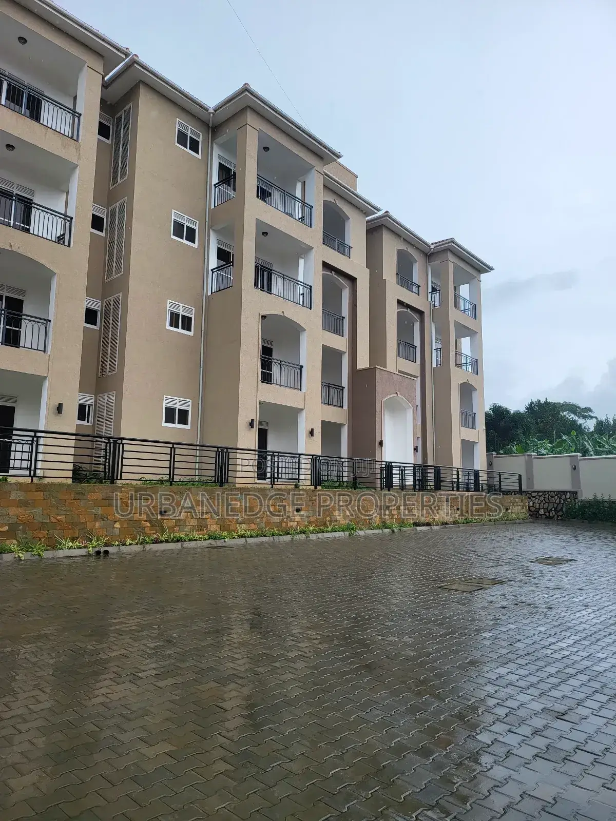3bdrm Apartment in Lubowa, Central Division for rent