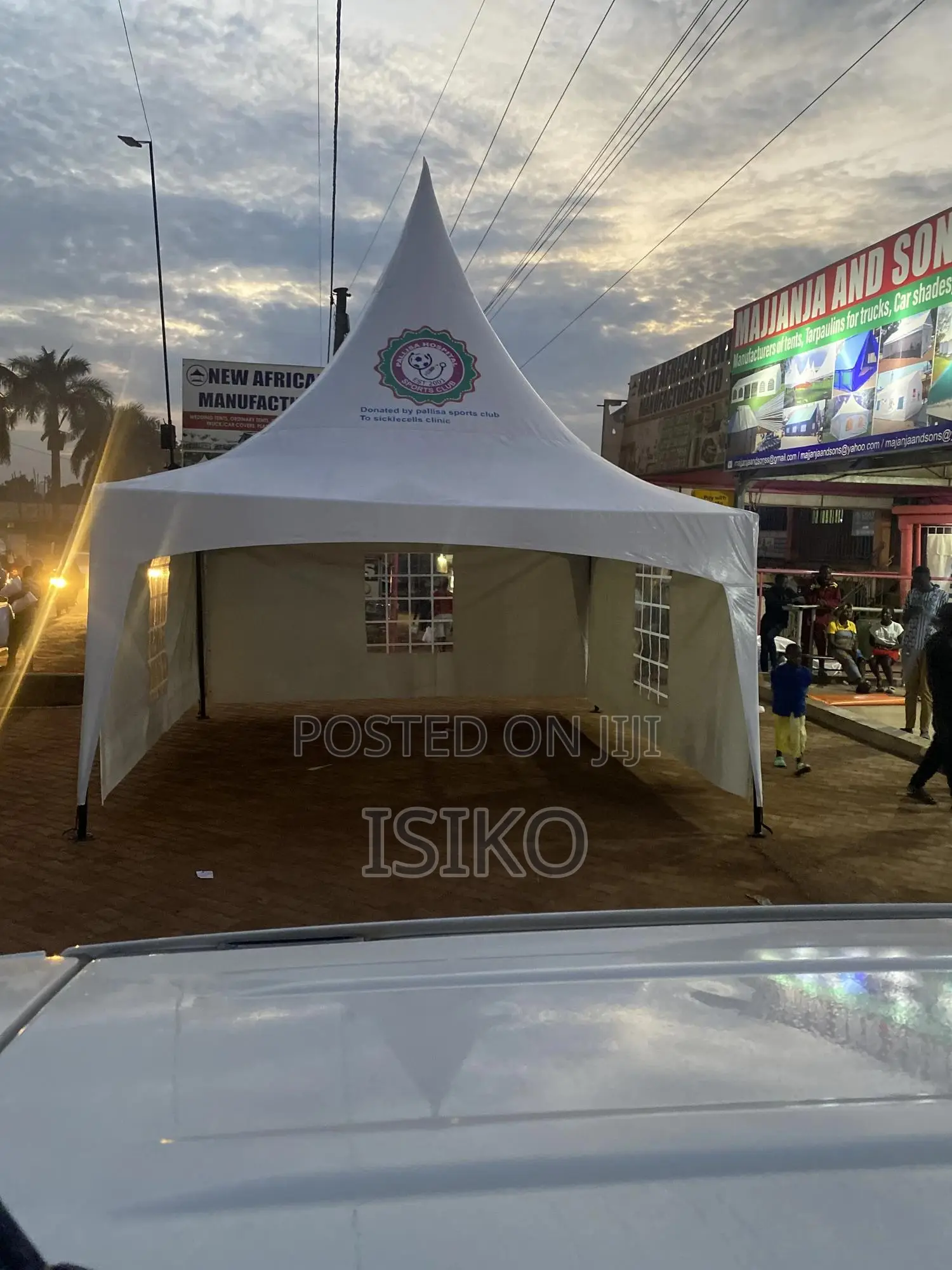 50 Seater Tent