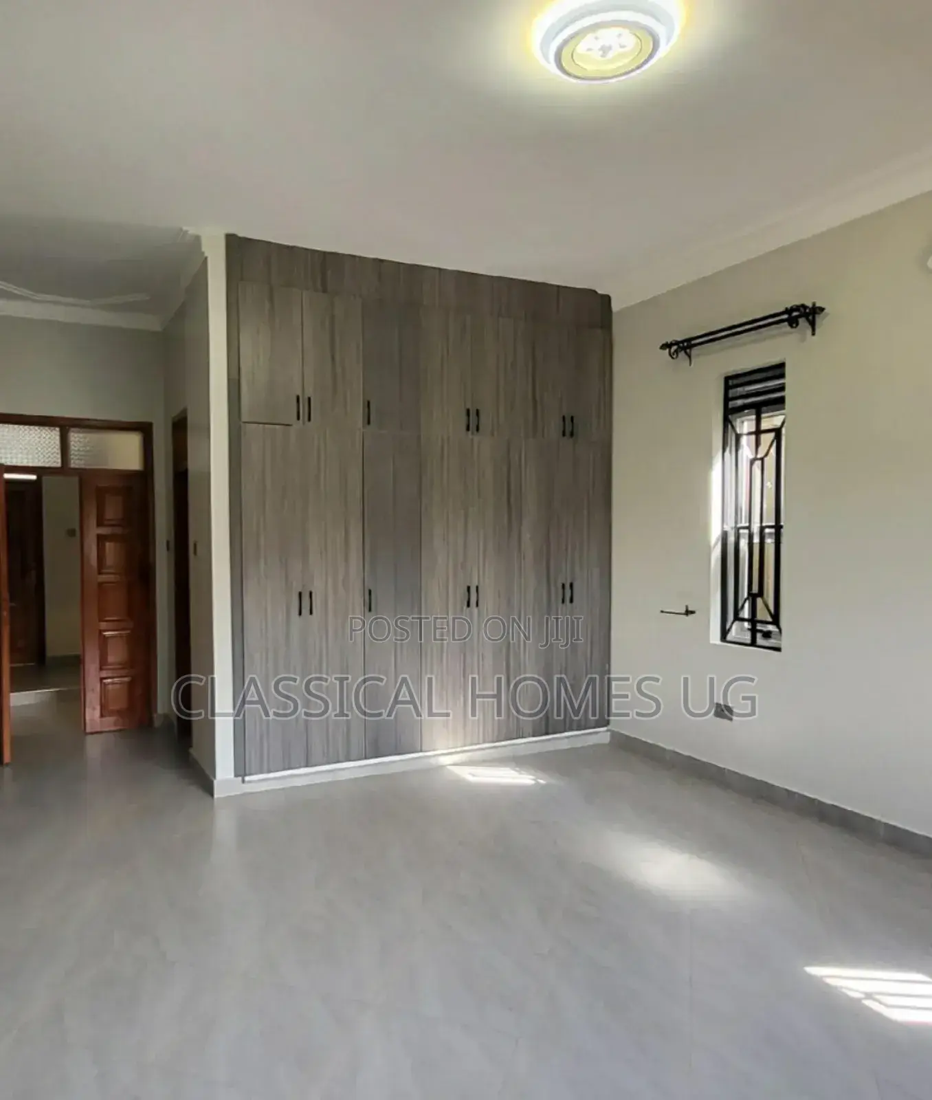 4bdrm Bungalow in Akright Bwebajja, Central Division for rent