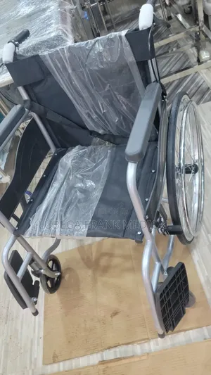 Normal Wheel Chair Without Potty and Without Backrest