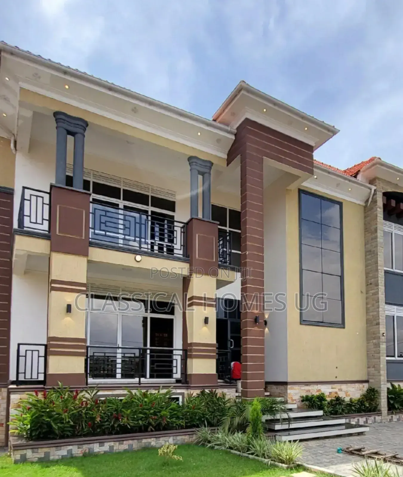 5bdrm Duplex in Akright Bwebajja, Central Division for rent