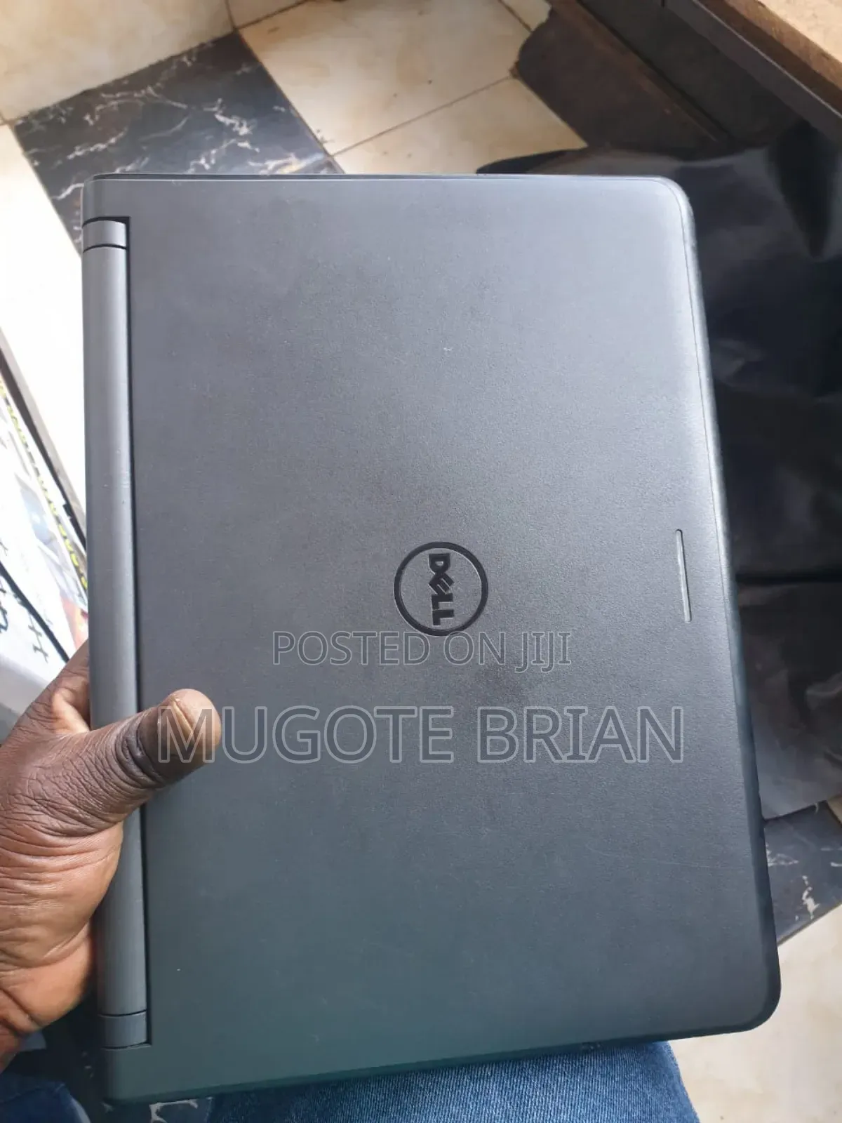 Laptop Dell Latitude 3350 4GB Intel Core i5 HDD 500GB