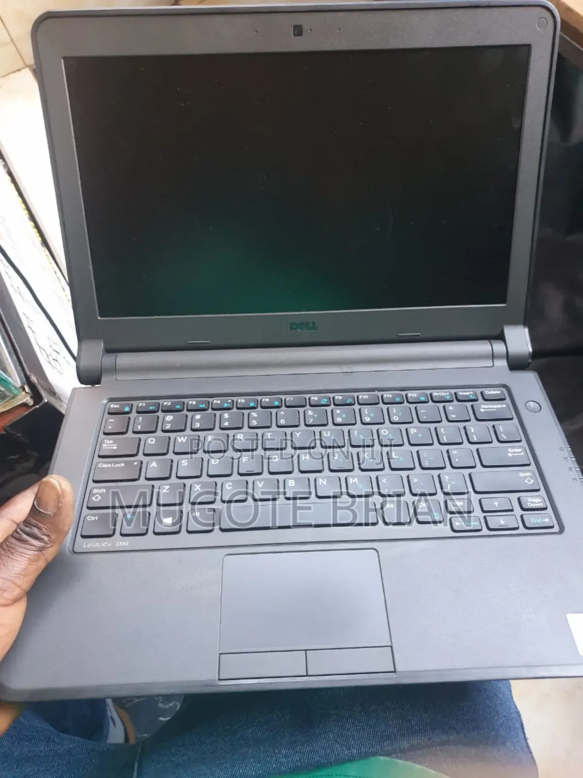 Laptop Dell Latitude 3350 4GB Intel Core i5 HDD 500GB