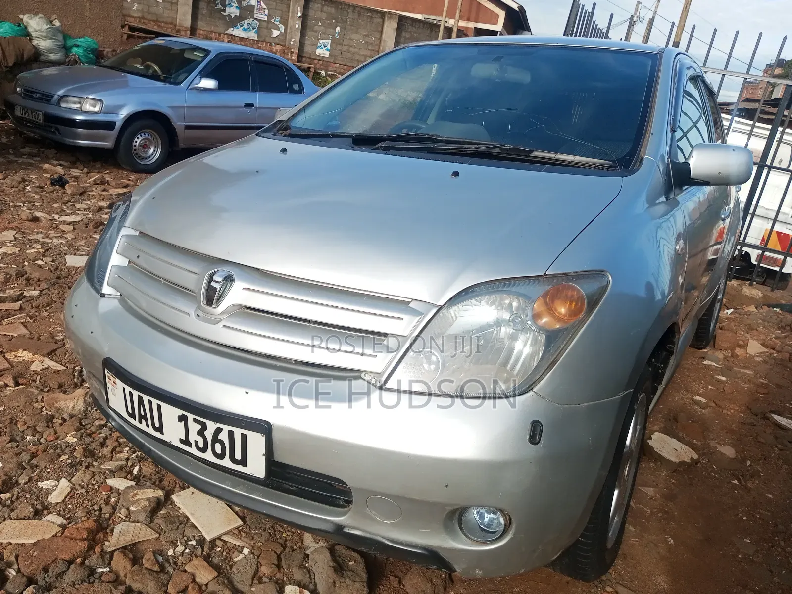 Toyota IST 2009 Silver