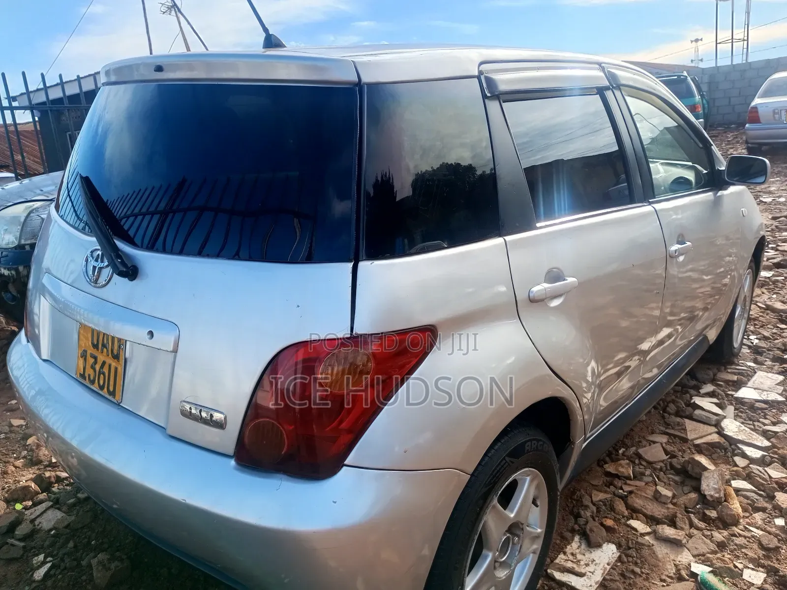 Toyota IST 2009 Silver
