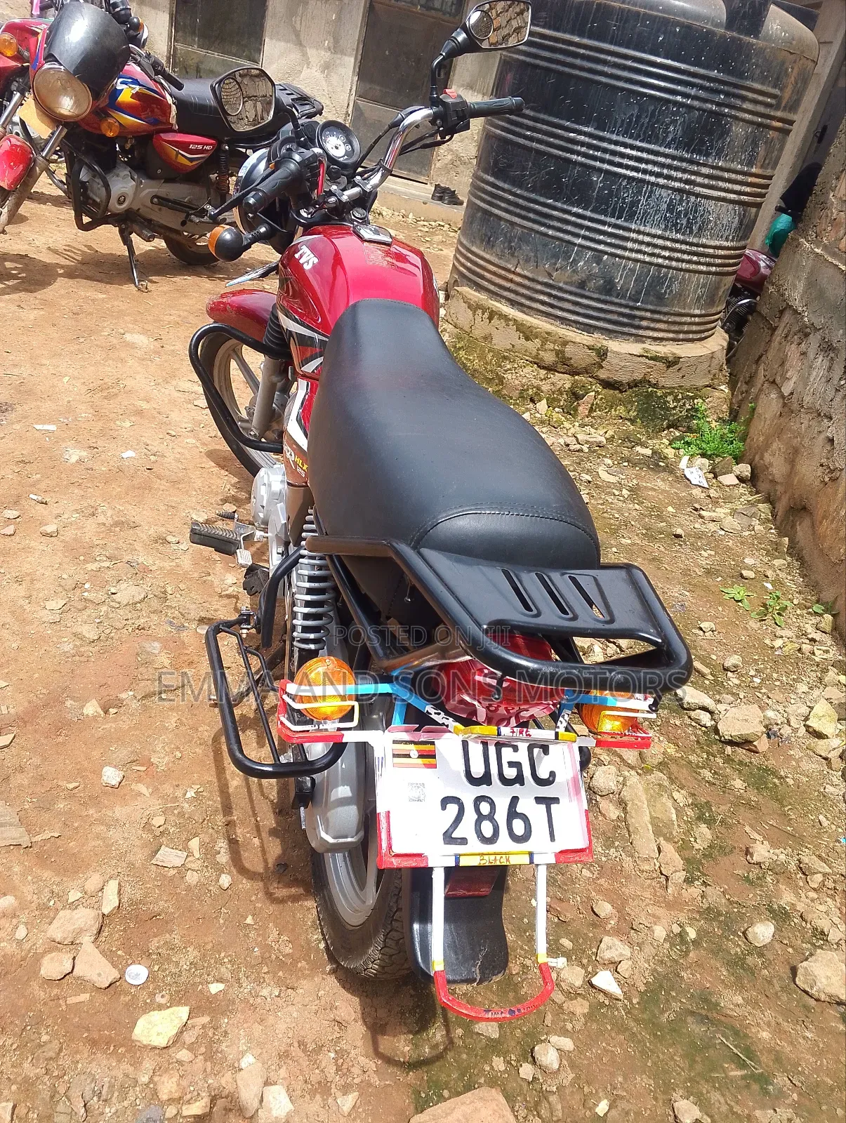 TVS HLX 125 2024 Red