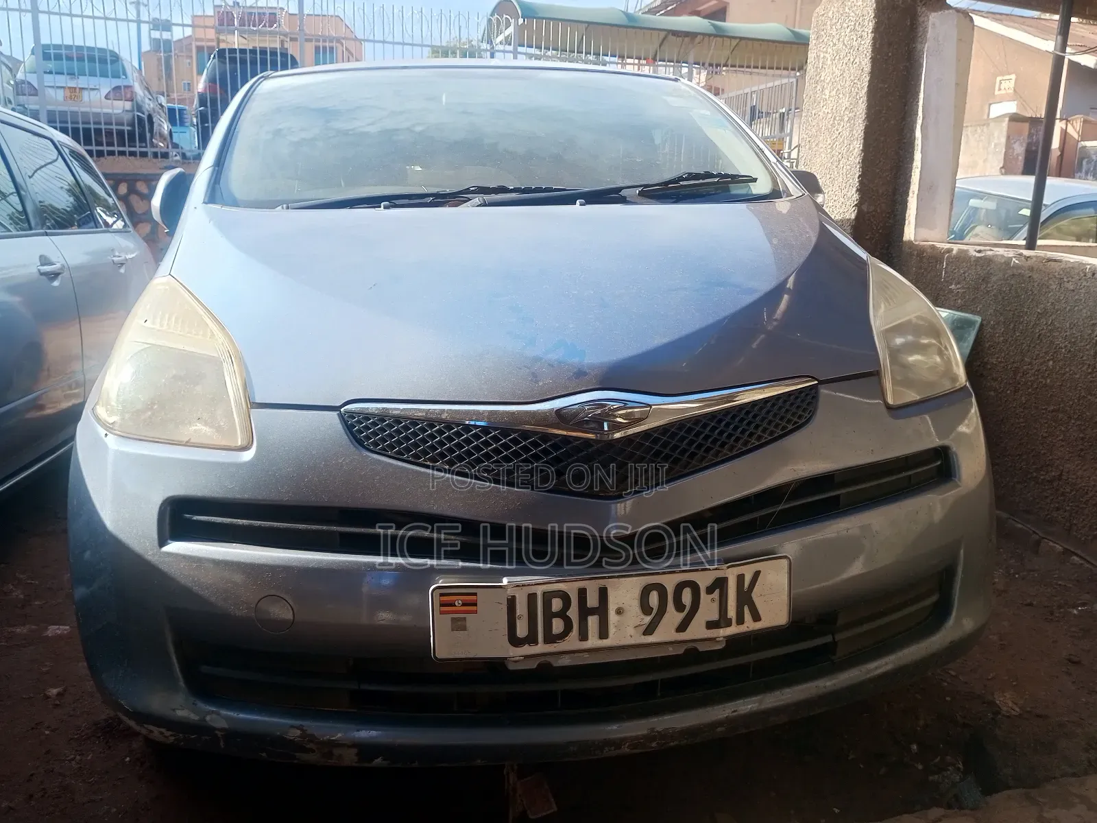 Toyota Ractis 2006 Silver