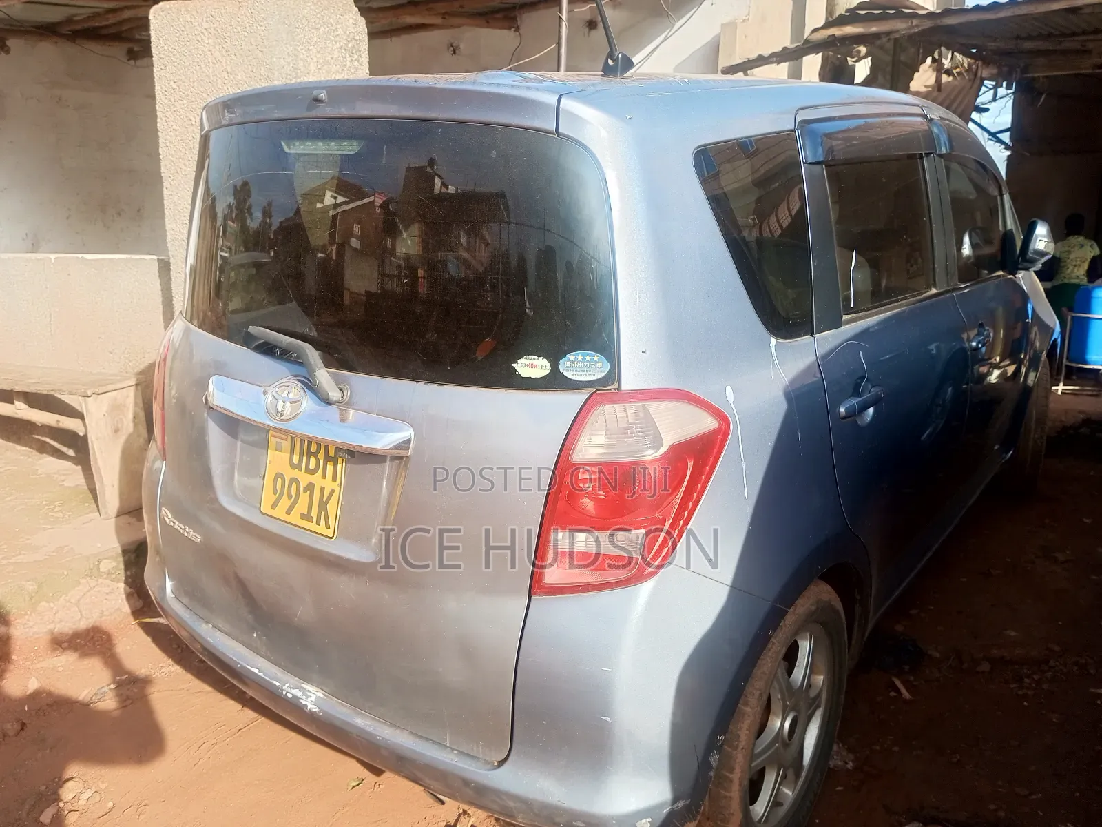 Toyota Ractis 2006 Silver