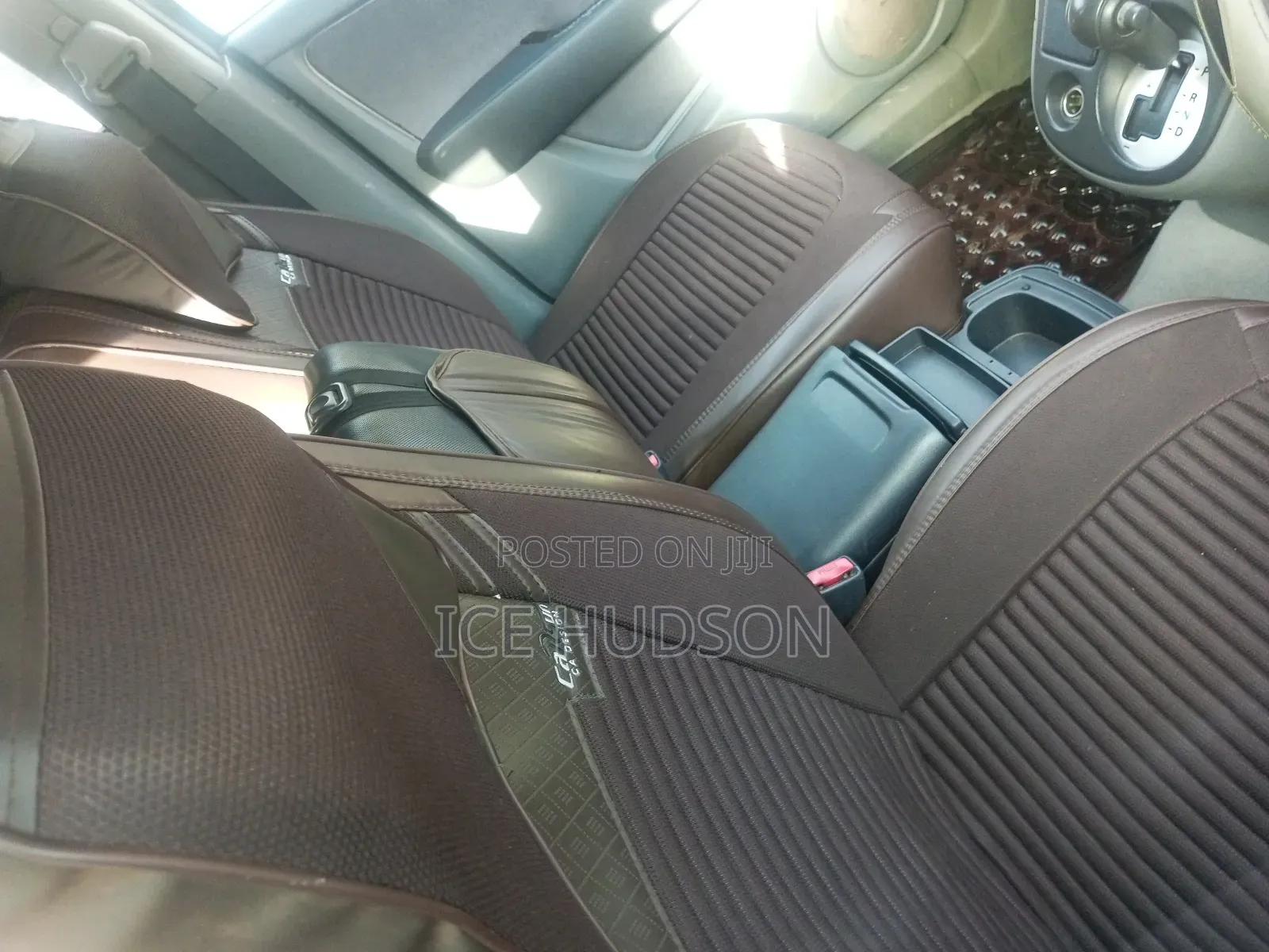 Mitsubishi Airtrek 2002 Silver