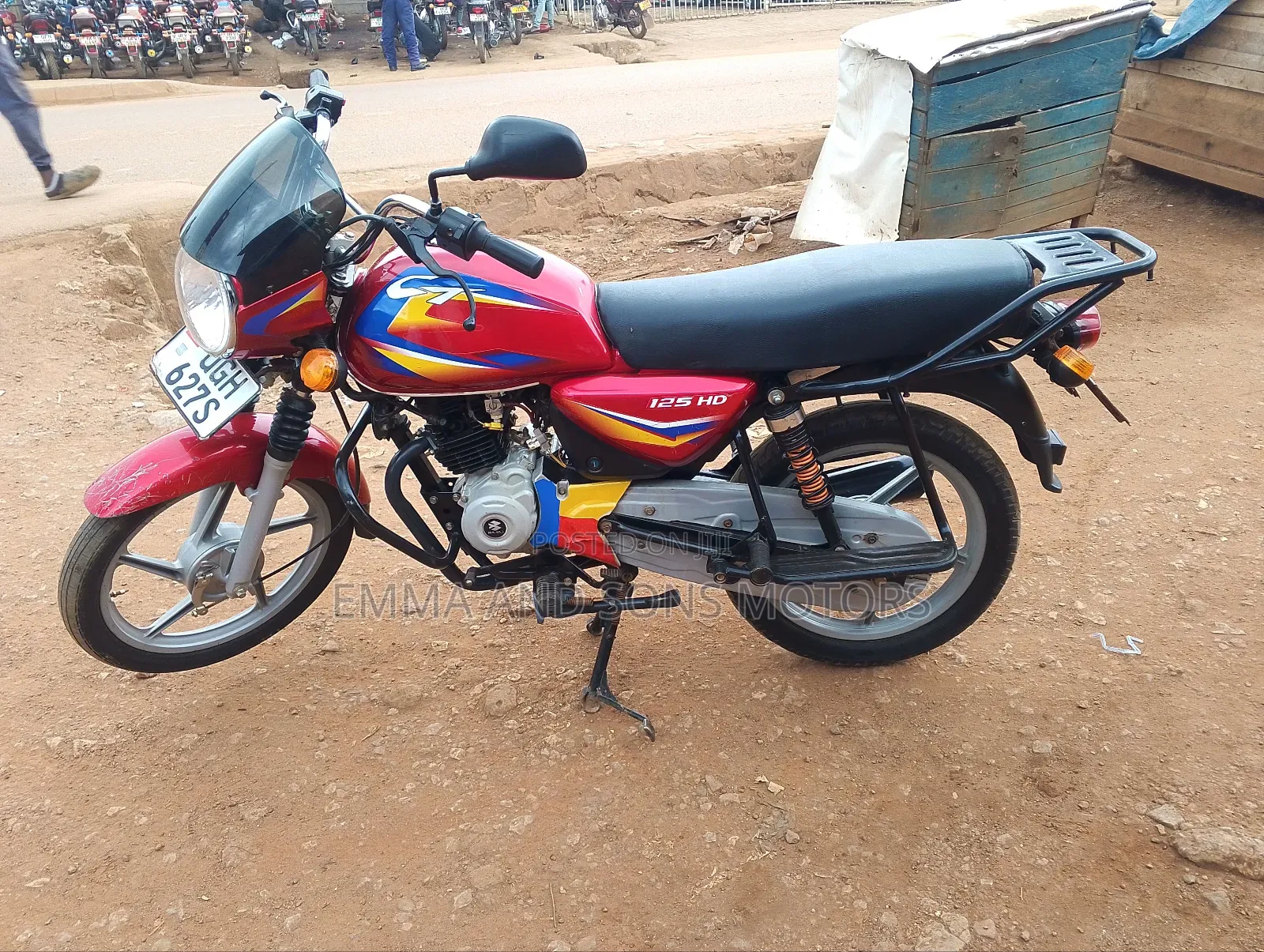 Bajaj Boxer 125 2024 Red