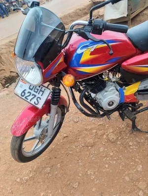 Bajaj Boxer 125 2024 Red