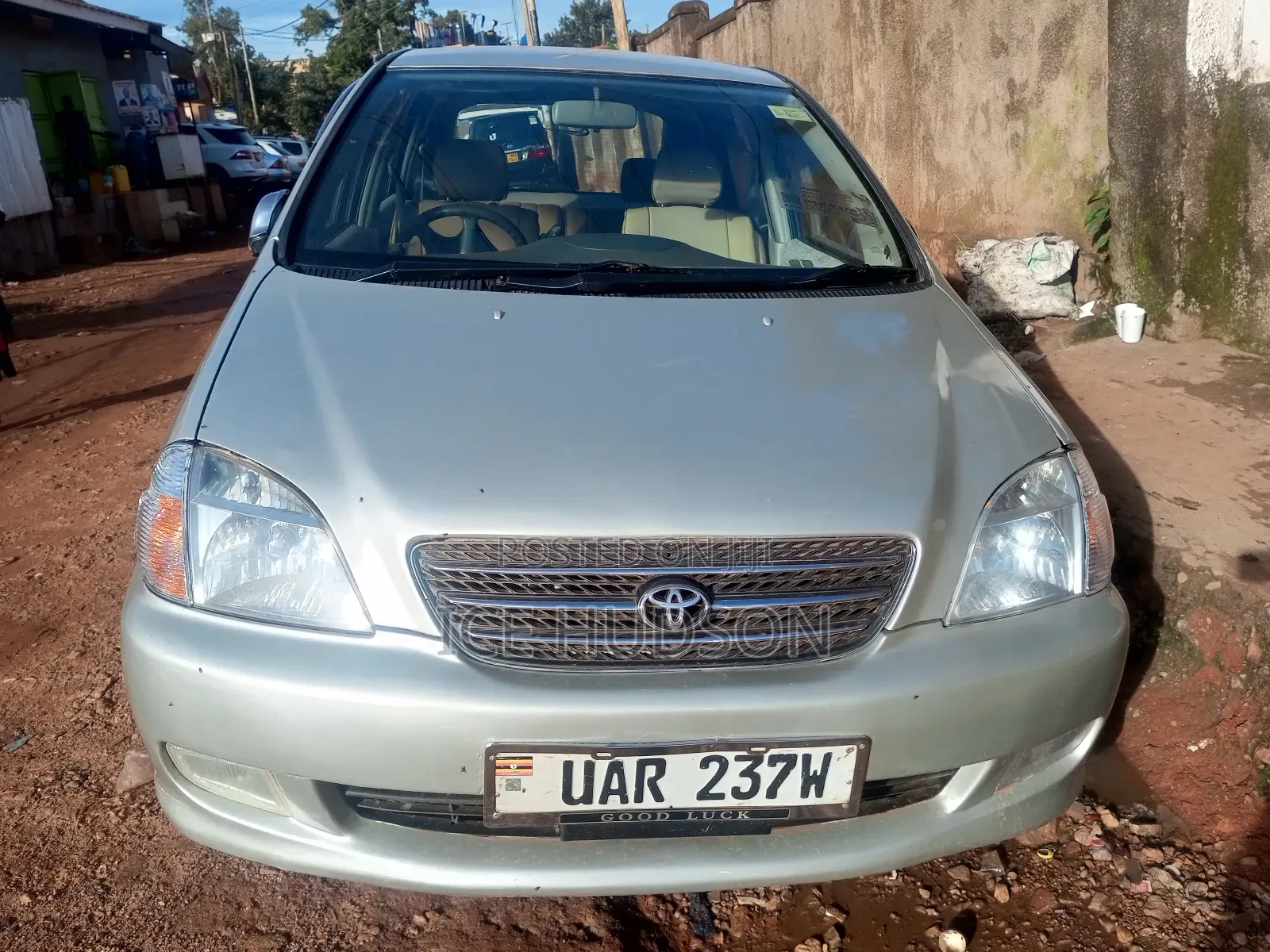 Toyota Nadia 2000 Silver