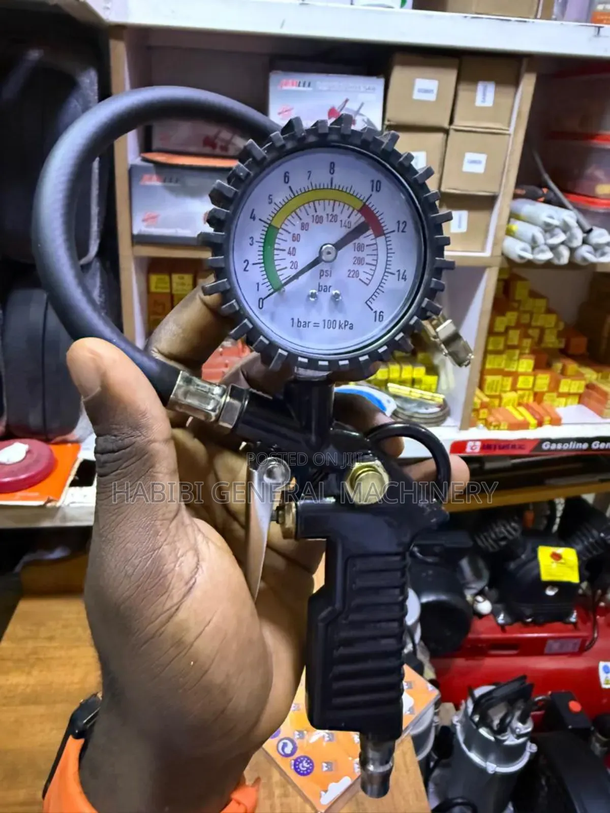 Quick Connect Tire Inflator Deflator With Gauge for Cars