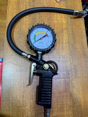 Quick Connect Tire Inflator Deflator With Gauge for Cars