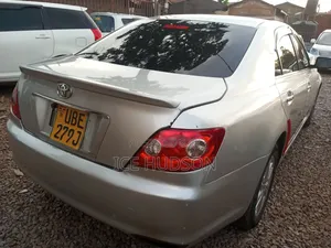 Toyota Mark X 2005 Gray