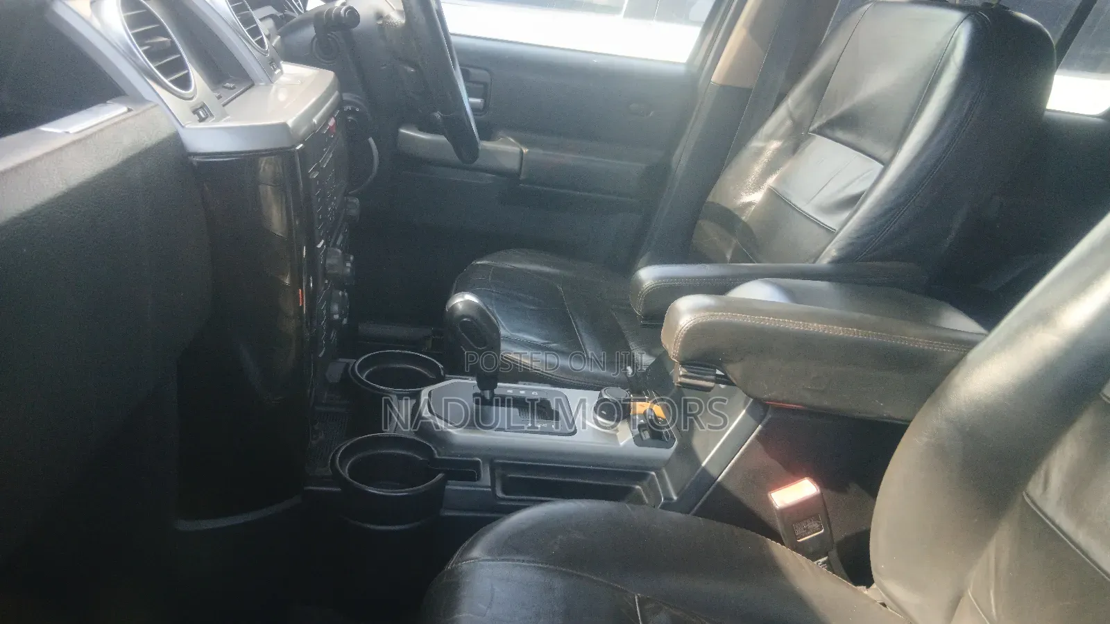 Land Rover Discovery 2012 Gray