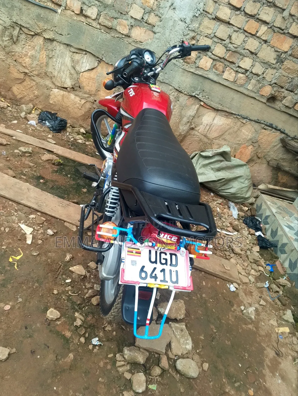 TVS HLX 125 2024 Red