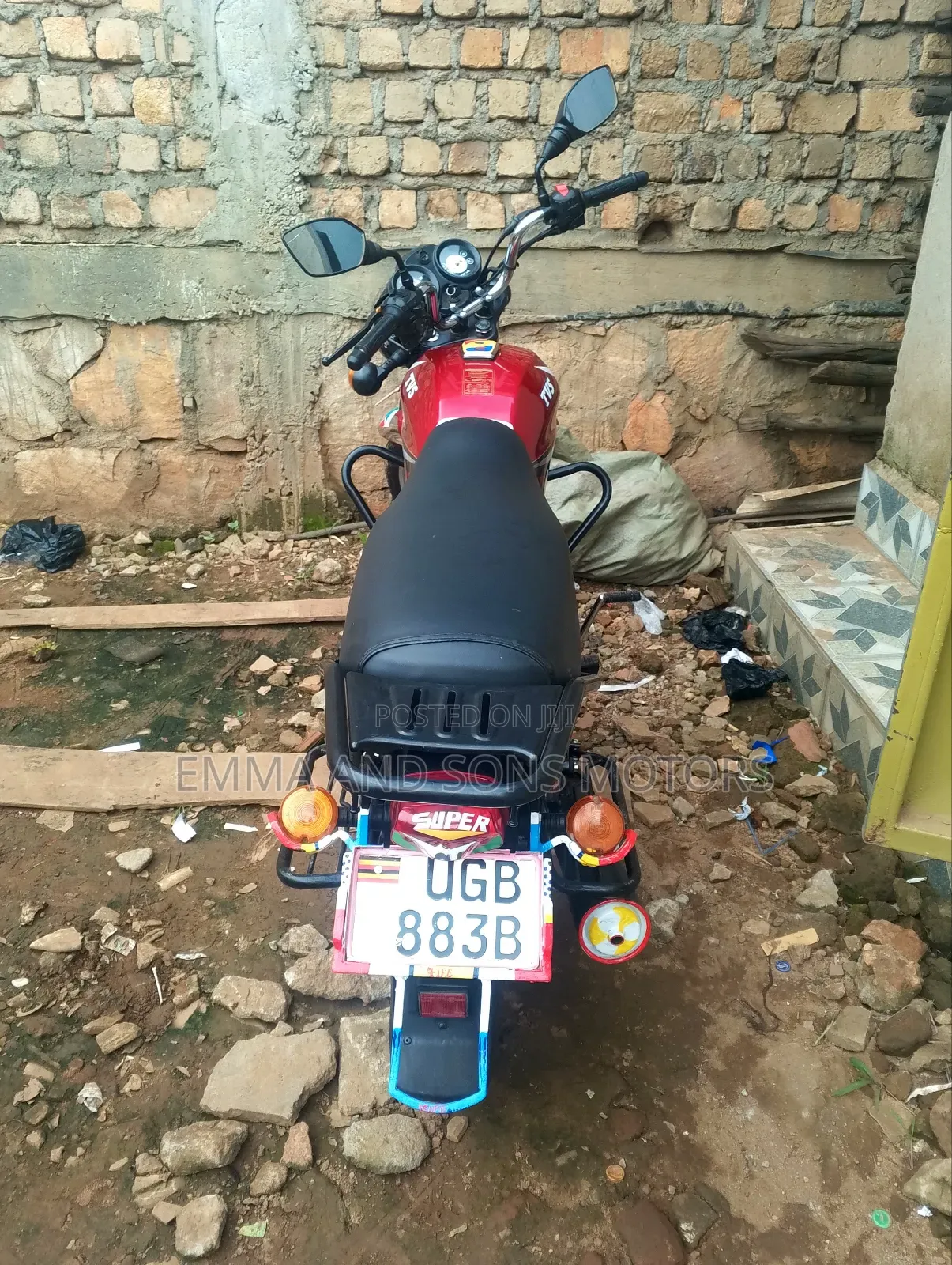 TVS HLX 125 2024 Red
