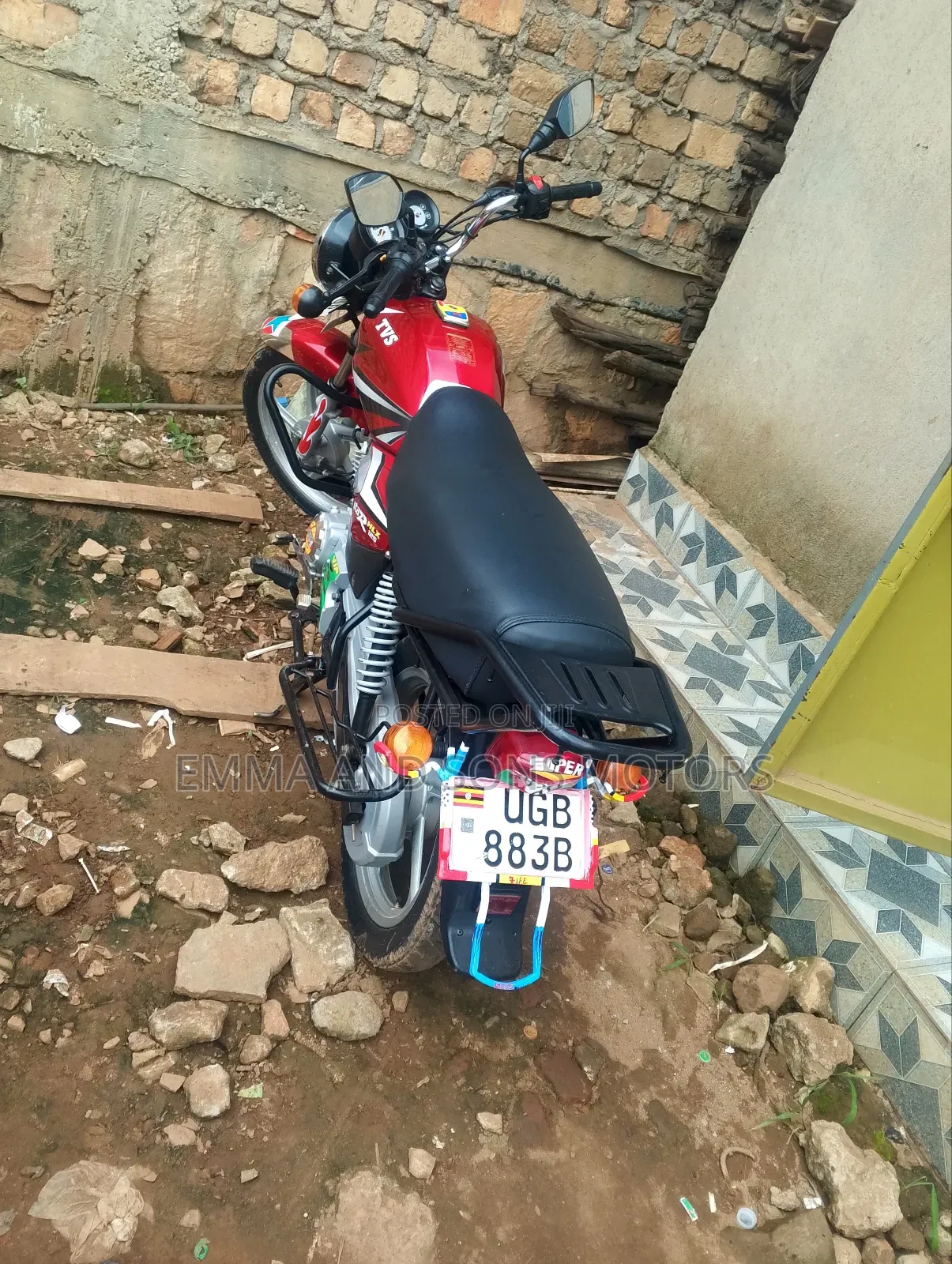 TVS HLX 125 2024 Red
