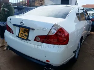 Nissan Fuga 2007 White