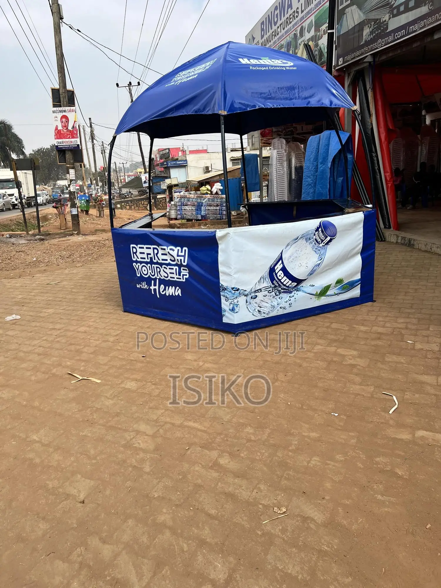 Dome Curved Small Tent
