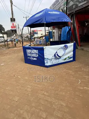 Dome Curved Small Tent
