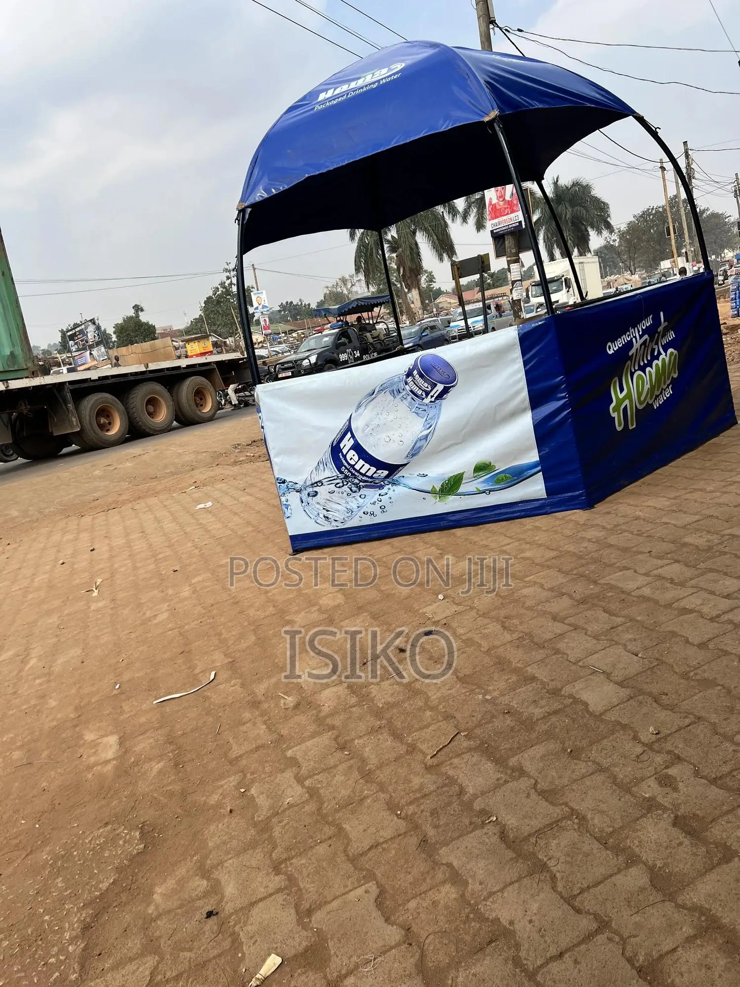Dome Curved Small Tent