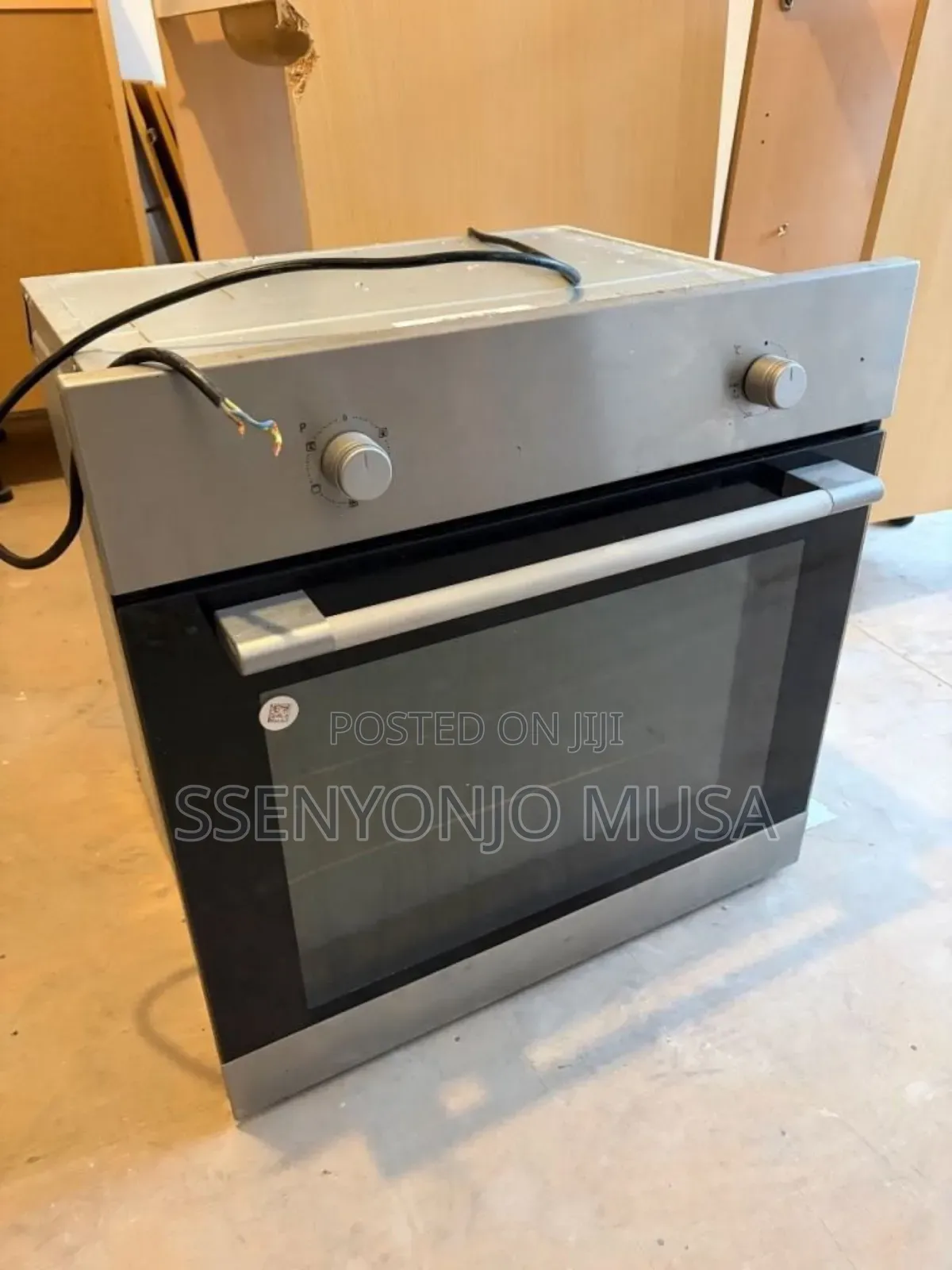 Iqra Levella 60cm Built-in Electric Oven With Digital Display Rotiss