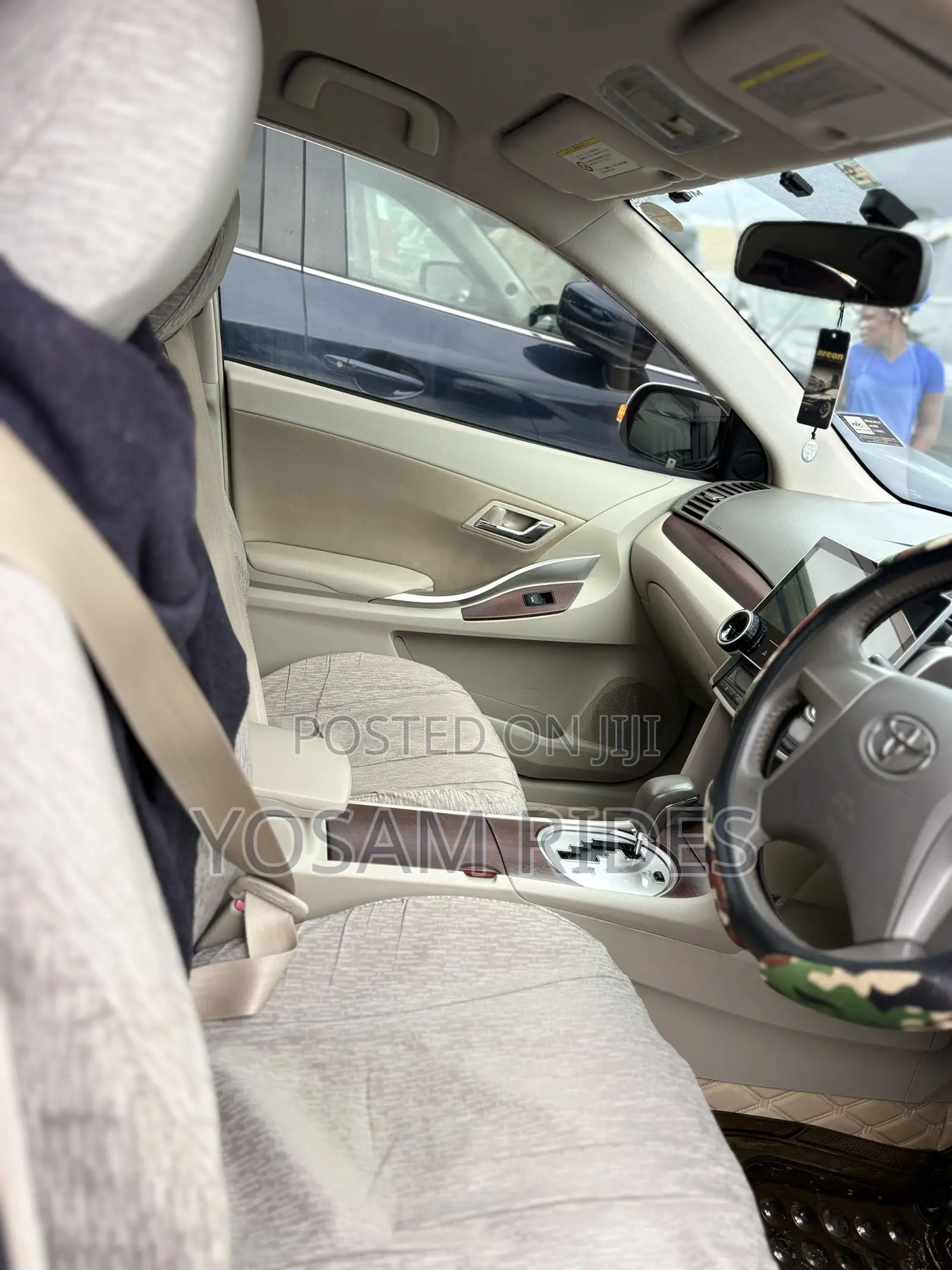 Toyota Premio 1.8 FWD 2011 Silver