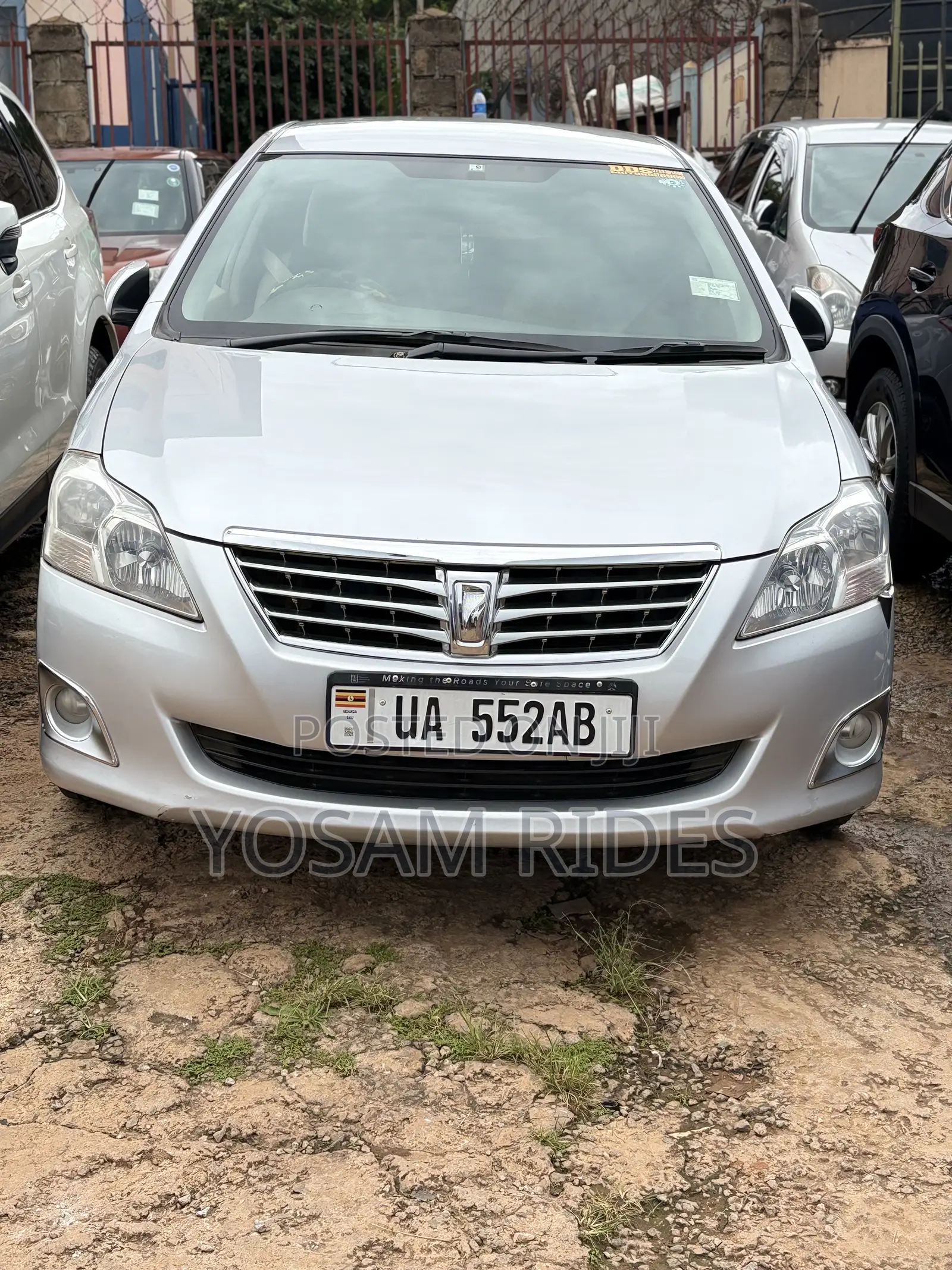 Toyota Premio 1.8 FWD 2011 Silver