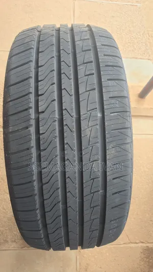 275/40zr22 Mercedez Benz,Range Rover Sport Brand New Tires