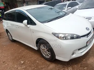 Toyota Wish 2012 White