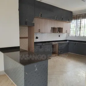4bdrm Duplex in Kira for sale