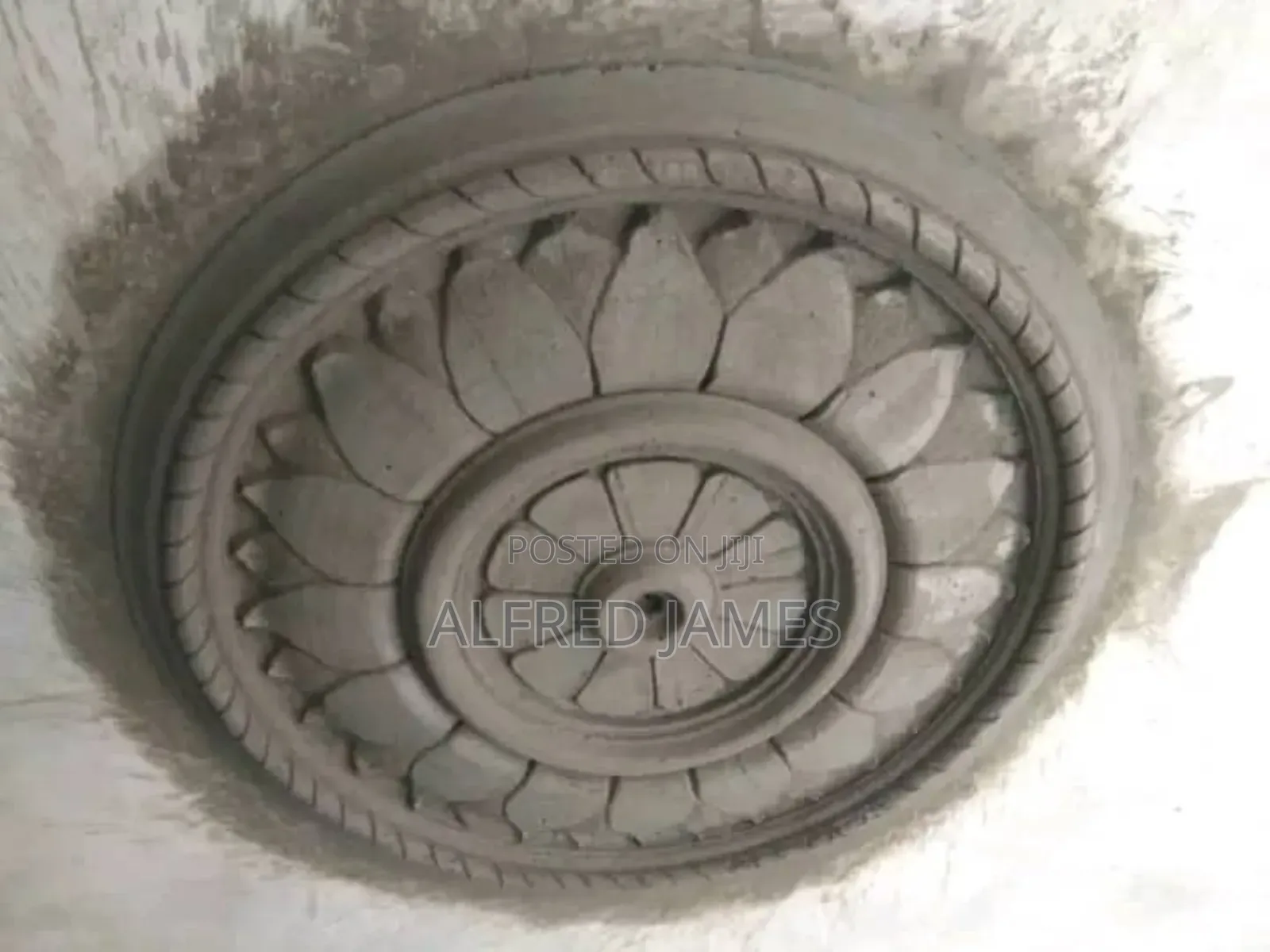 Ceiling Center Piece Design