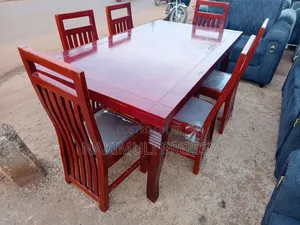 6 Seater Dining With Curved Table Legs