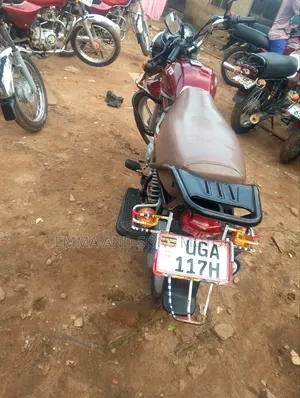 TVS HLX 125 2024 Red