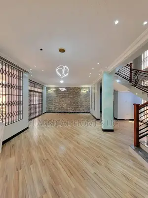 5bdrm Duplex in Akright Bwebajja, Central Division for rent