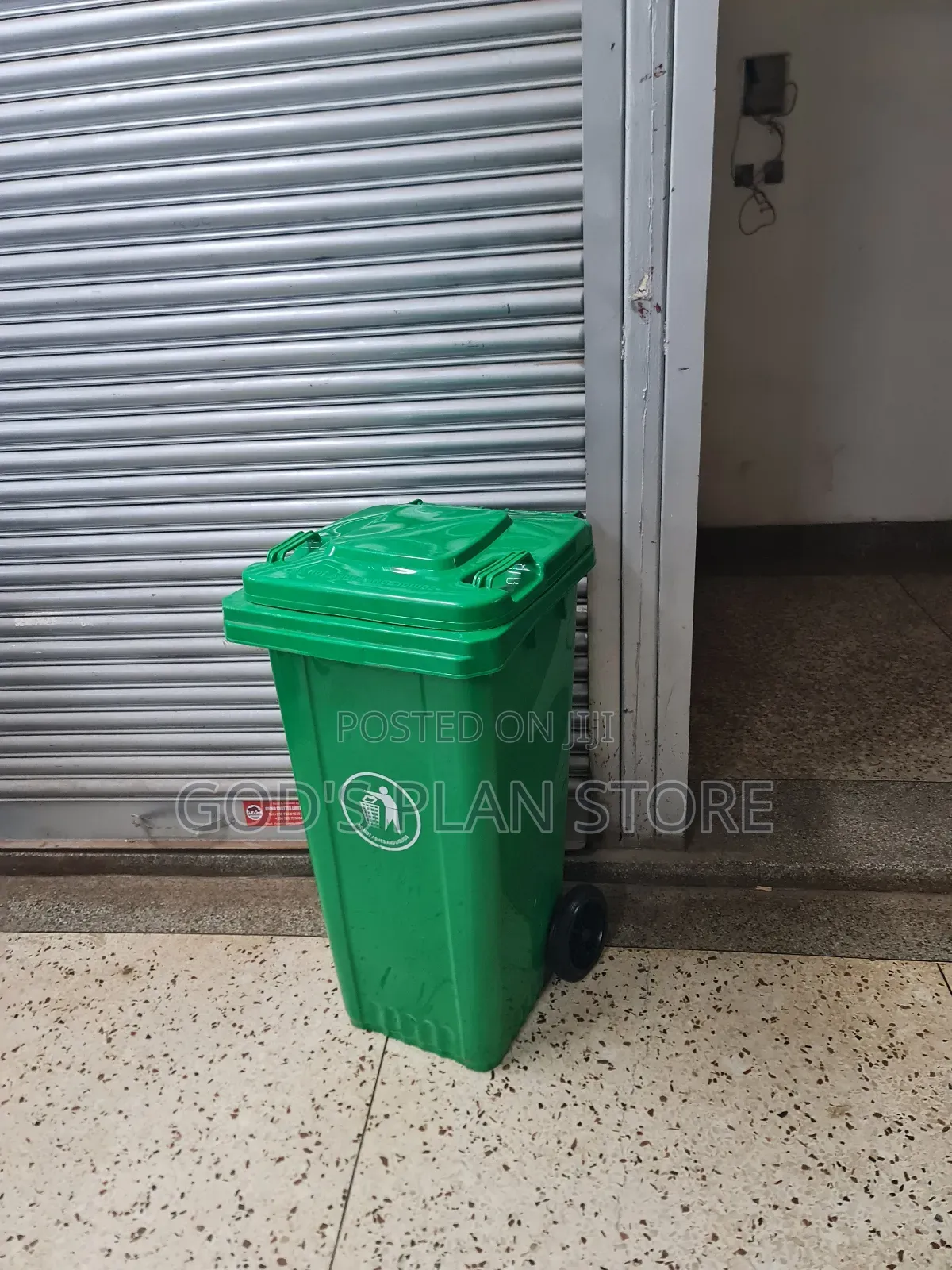 Active Plastic Dust Bin 120litres Plastic Dust Bins 120litres Green