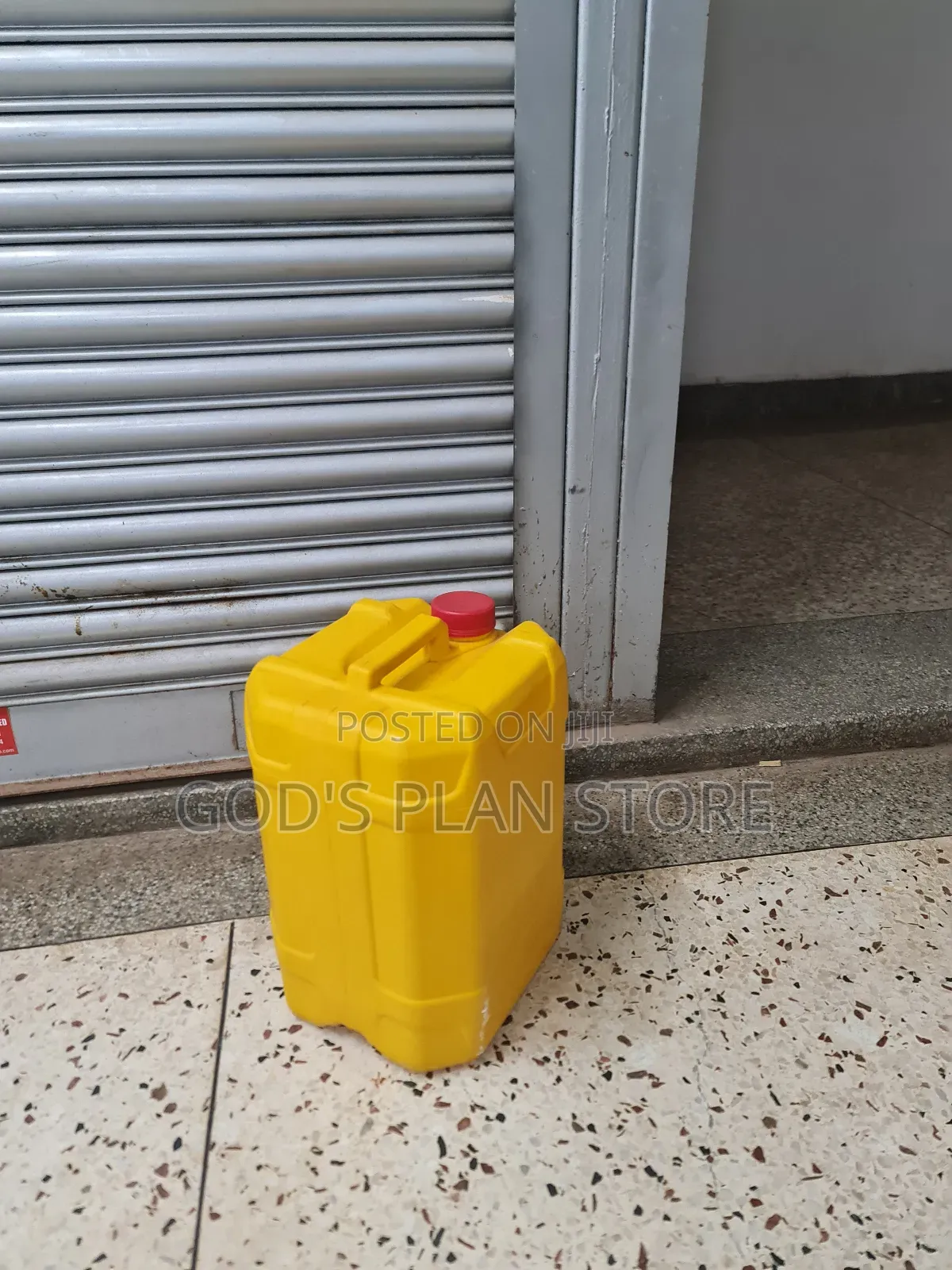 Imported Plastic Jerrycans 20litres Square 10pcs