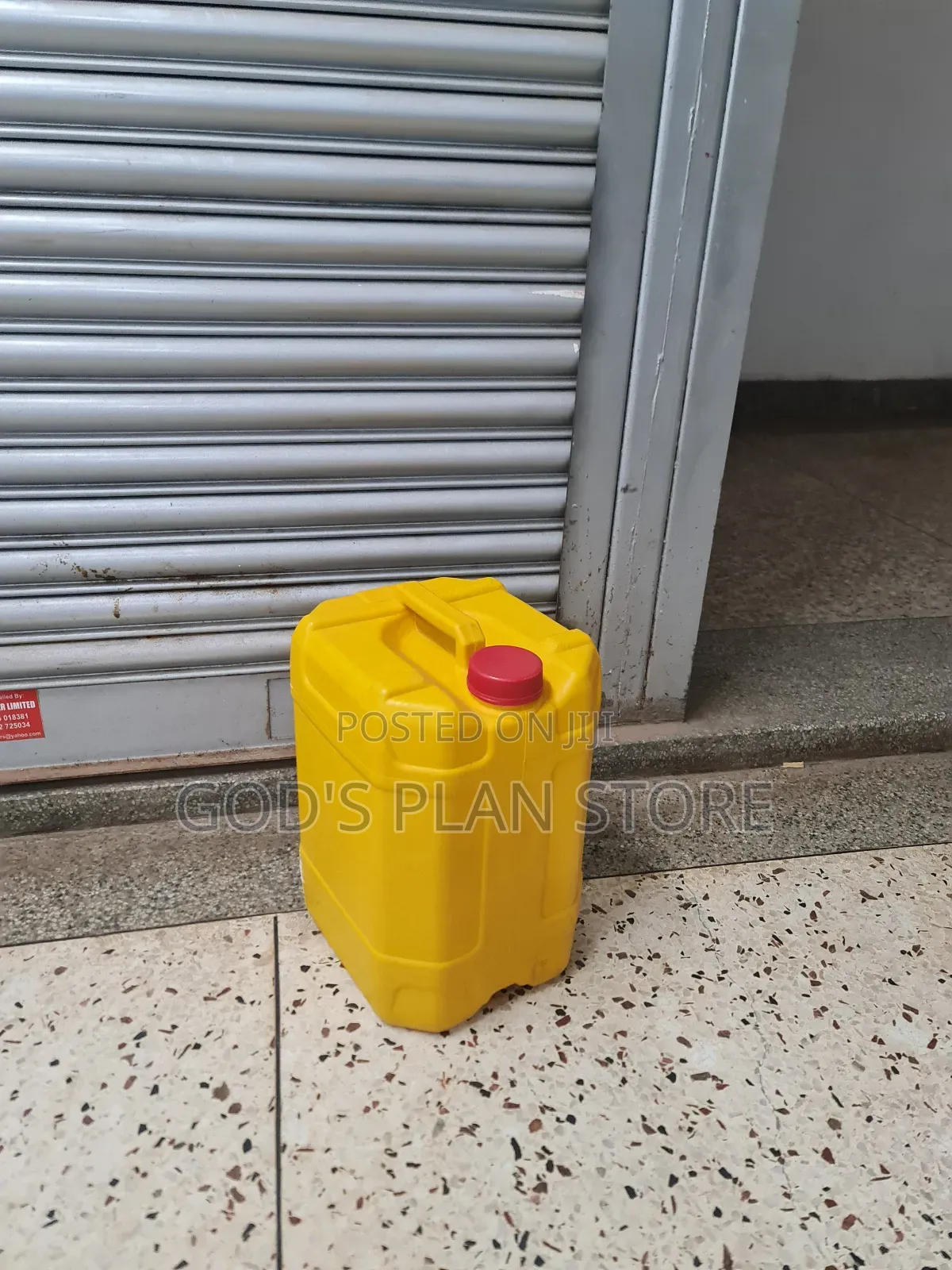 Imported Plastic Jerrycans 20litres Square 10pcs