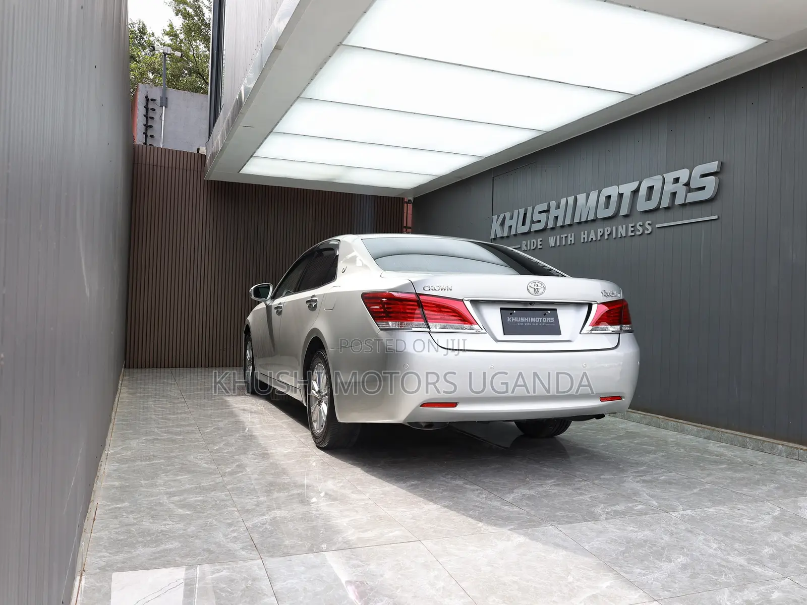 Toyota Crown 2013 Gray