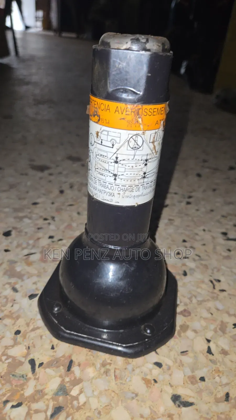 Hilux Vigo and Fortuner Car Jacks/ Jerks