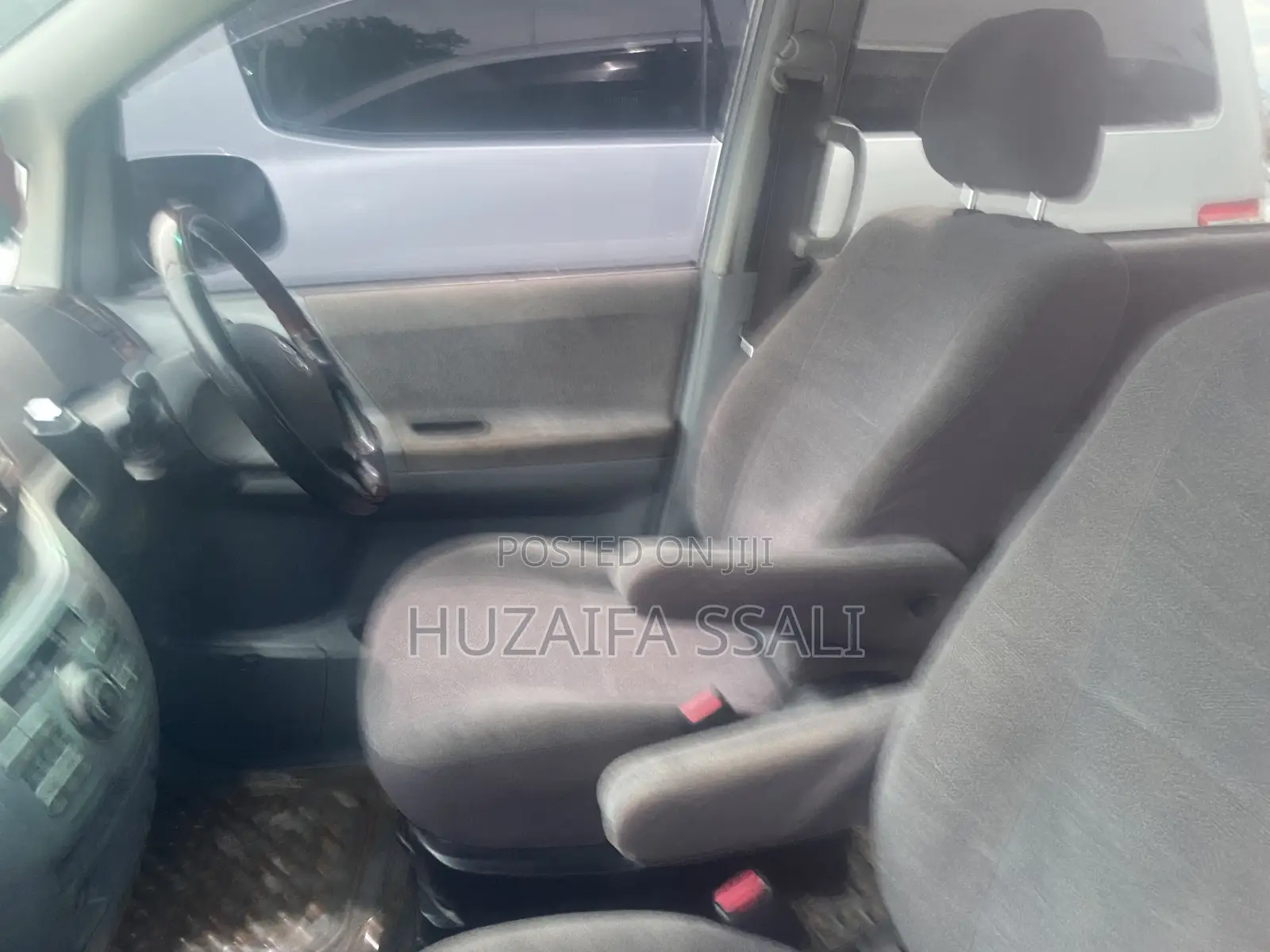 Toyota Noah 2007 White