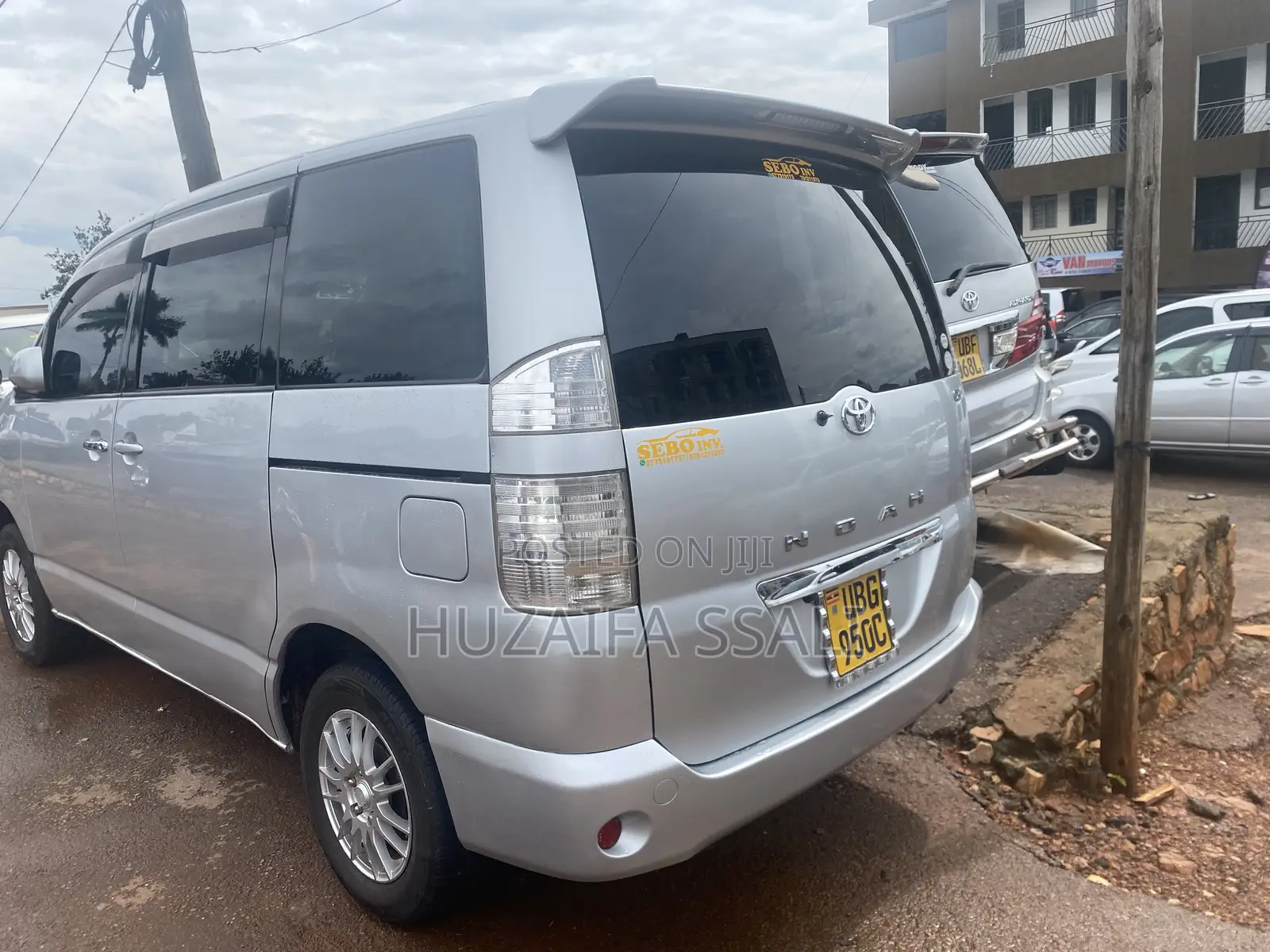 Toyota Noah 2007 White