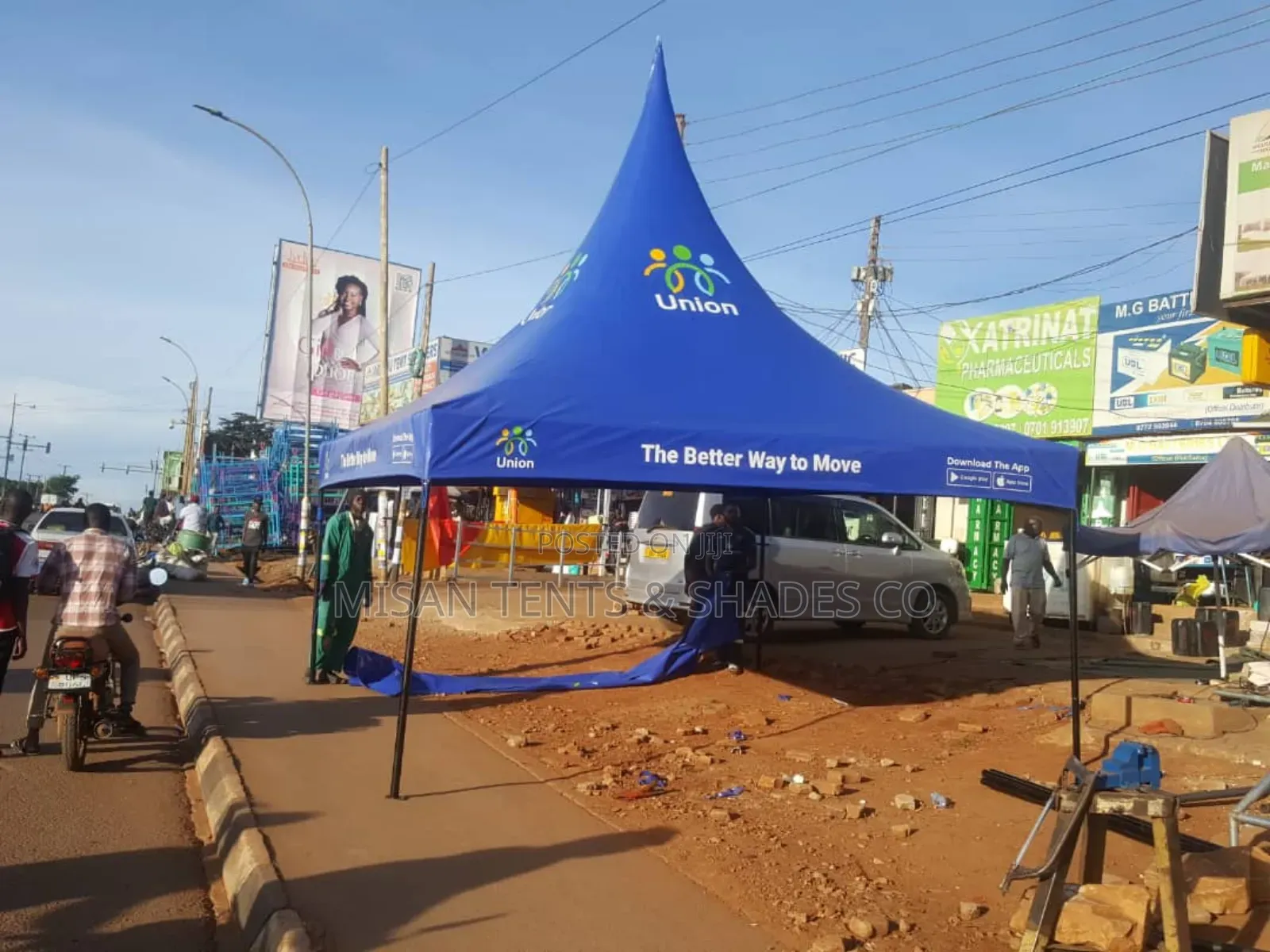50 Seater Blue Tent